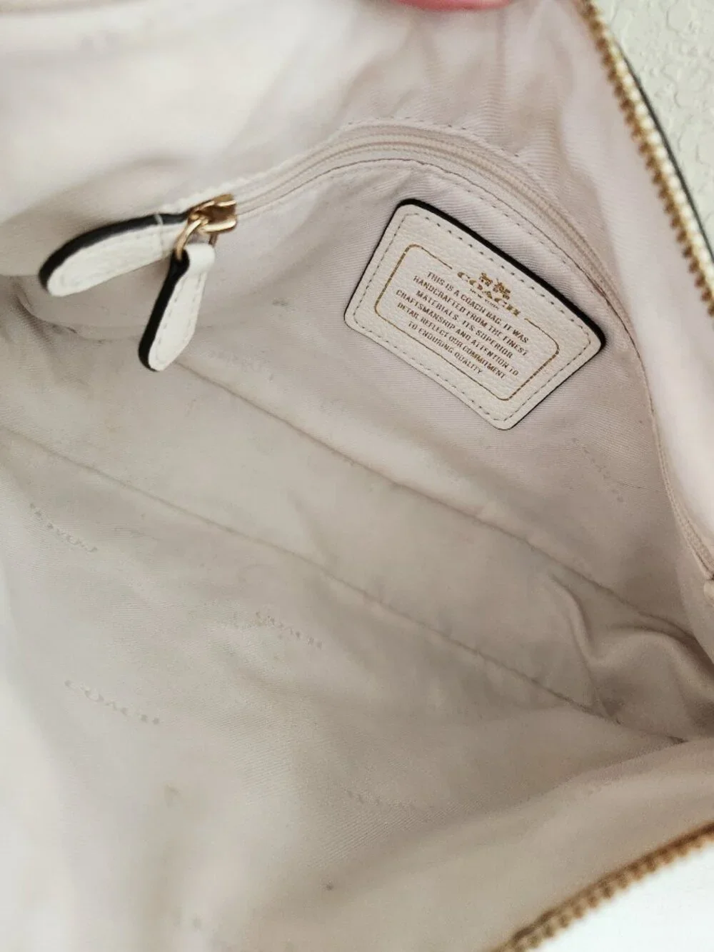 Euc Coach Floral Studded Chalk Leather Crossbody Bag PUrse